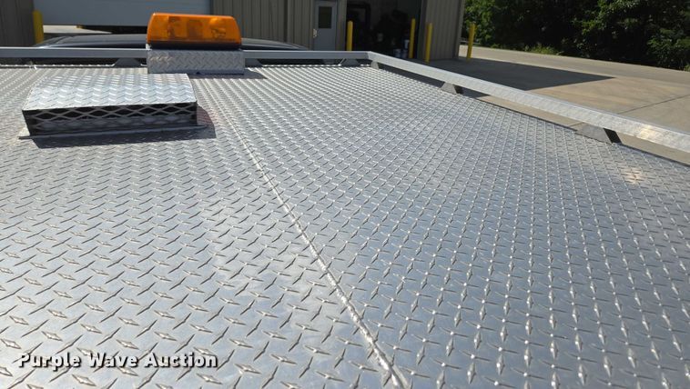 image for item ED2161 2011 Ford F250 Super Duty XL animal control pickup truck