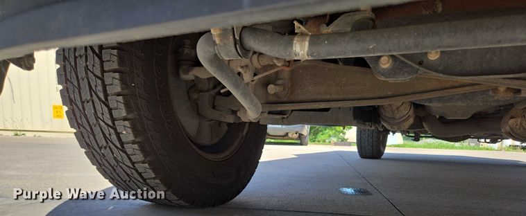 image for item ED2161 2011 Ford F250 Super Duty XL animal control pickup truck