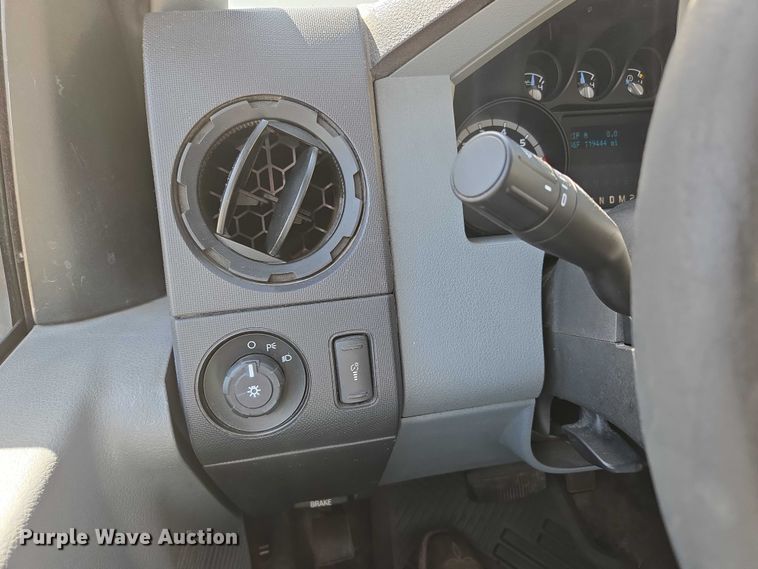 image for item ED2161 2011 Ford F250 Super Duty XL animal control pickup truck