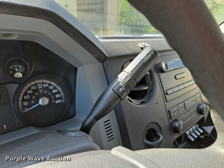 image for item ED2161 2011 Ford F250 Super Duty XL animal control pickup truck