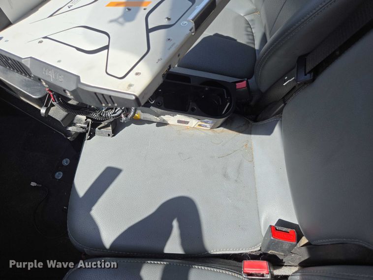 image for item ED2161 2011 Ford F250 Super Duty XL animal control pickup truck