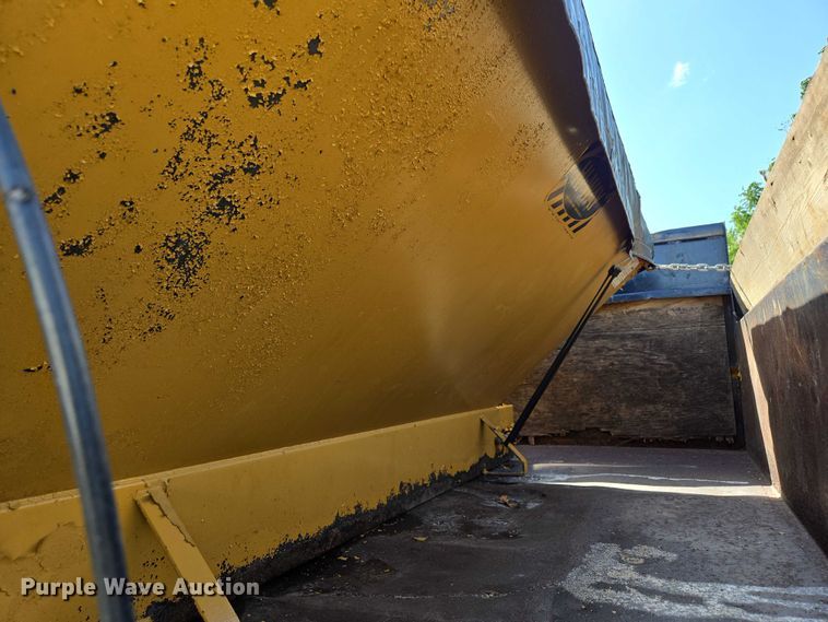 image for item ED2163 1984 Chevrolet D30 dump bed pickup truck