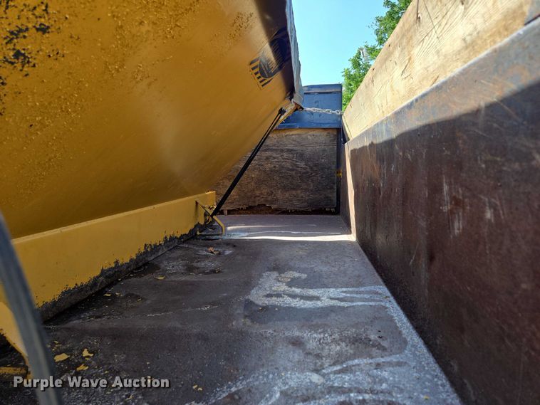 image for item ED2163 1984 Chevrolet D30 dump bed pickup truck