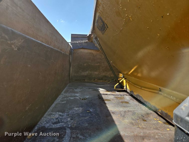 image for item ED2163 1984 Chevrolet D30 dump bed pickup truck