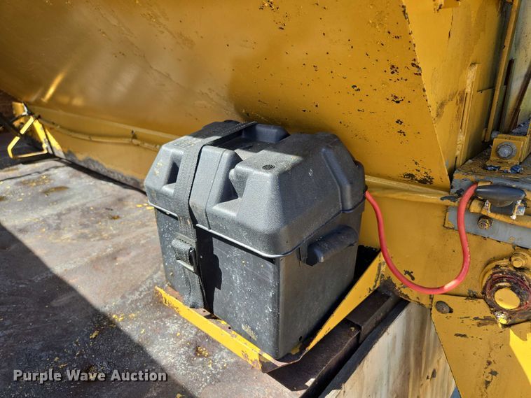 image for item ED2163 1984 Chevrolet D30 dump bed pickup truck