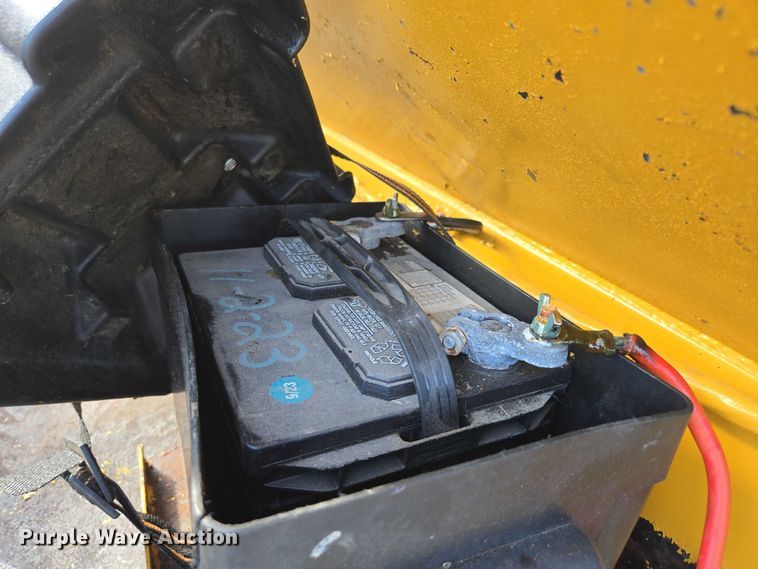 image for item ED2163 1984 Chevrolet D30 dump bed pickup truck