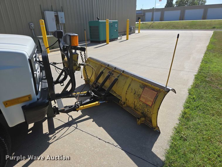 image for item ED2163 1984 Chevrolet D30 dump bed pickup truck