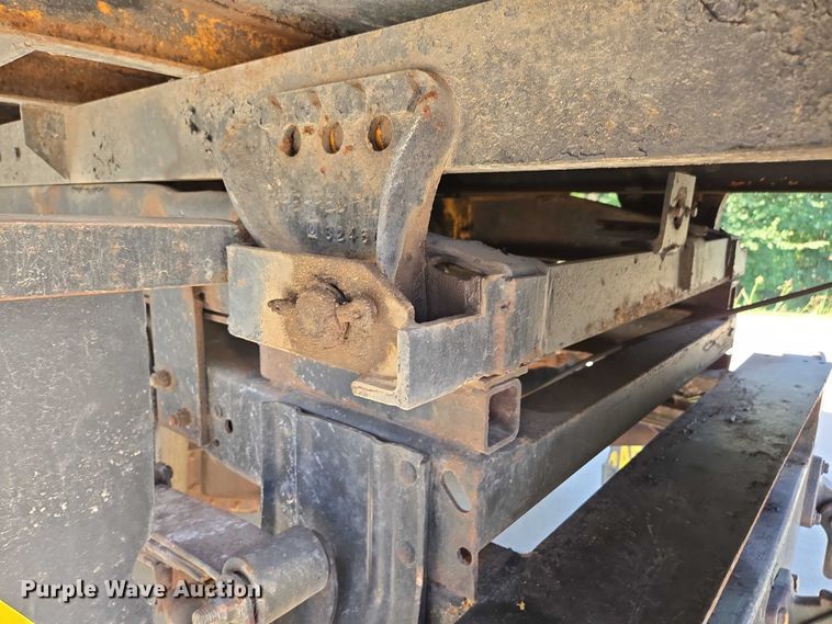 image for item ED2163 1984 Chevrolet D30 dump bed pickup truck