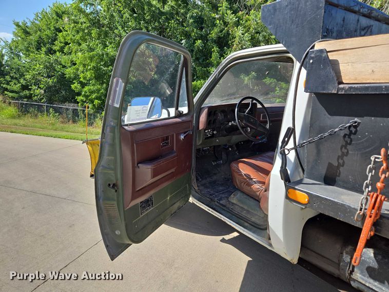 image for item ED2163 1984 Chevrolet D30 dump bed pickup truck
