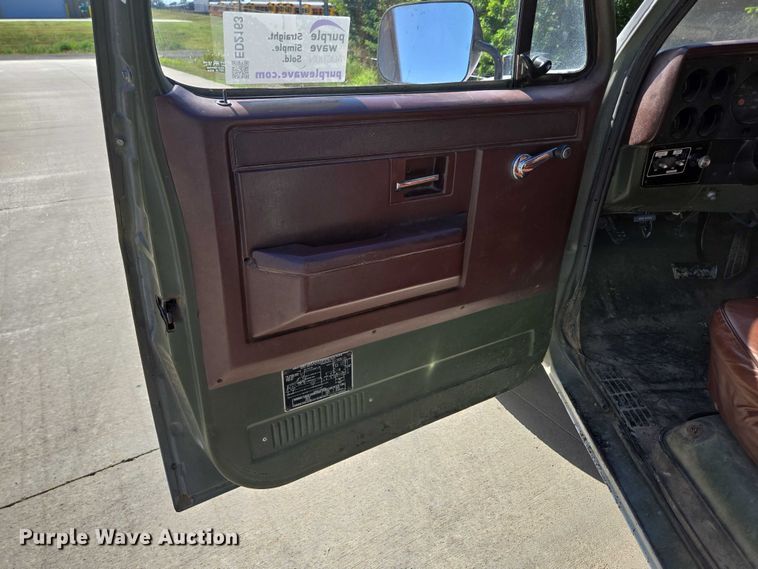 image for item ED2163 1984 Chevrolet D30 dump bed pickup truck