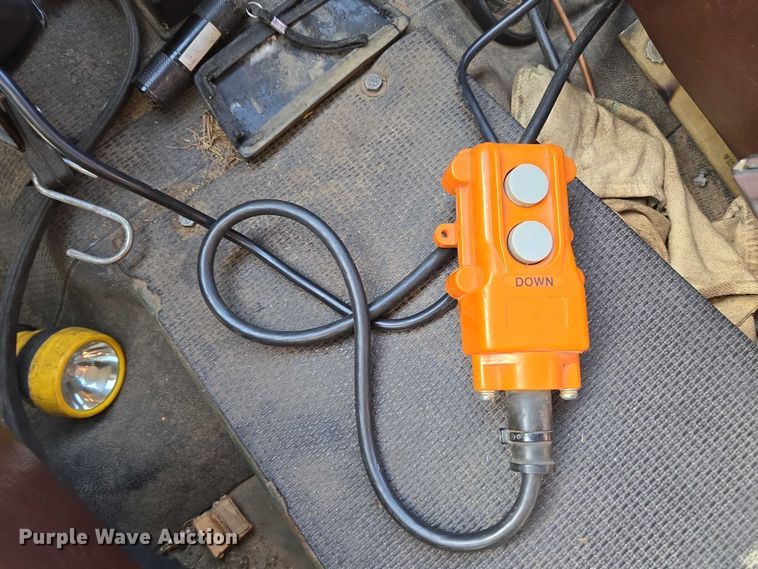 image for item ED2163 1984 Chevrolet D30 dump bed pickup truck