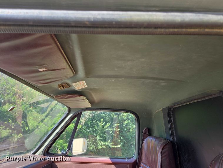 image for item ED2163 1984 Chevrolet D30 dump bed pickup truck