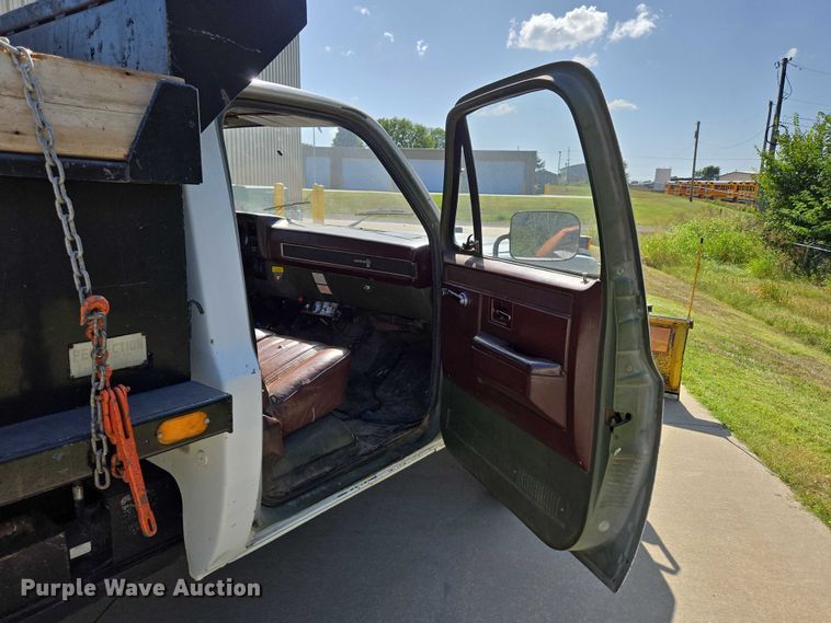image for item ED2163 1984 Chevrolet D30 dump bed pickup truck