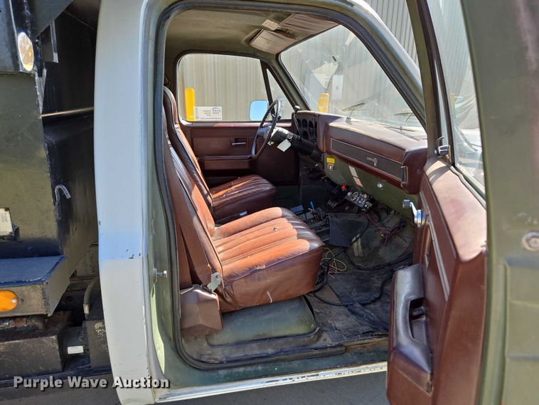 image for item ED2163 1984 Chevrolet D30 dump bed pickup truck
