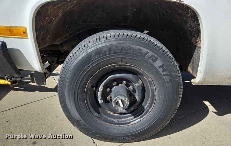 image for item ED2163 1984 Chevrolet D30 dump bed pickup truck