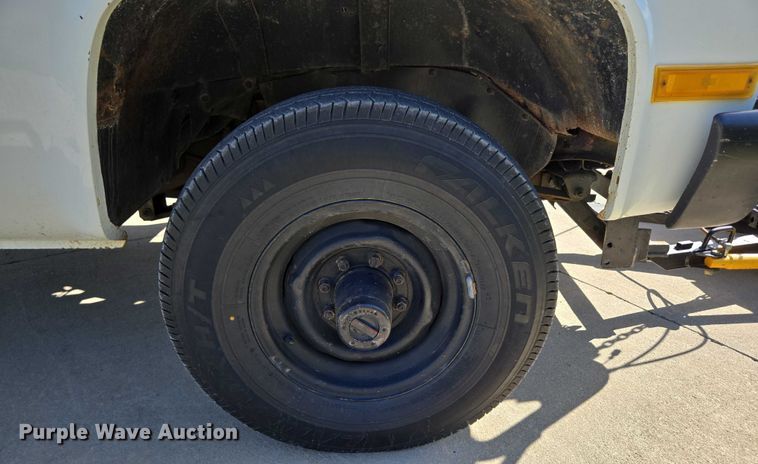 image for item ED2163 1984 Chevrolet D30 dump bed pickup truck