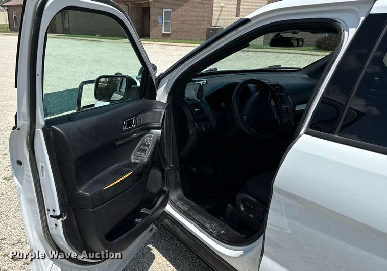 image for item ED4327 2018 Ford Explorer Police Interceptor SUV