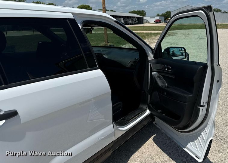 image for item ED4328 2017 Ford Explorer Police Interceptor SUV