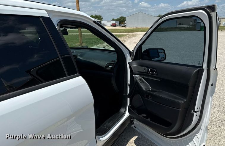 image for item ED4329 2018 Ford Explorer Police Interceptor  SUV