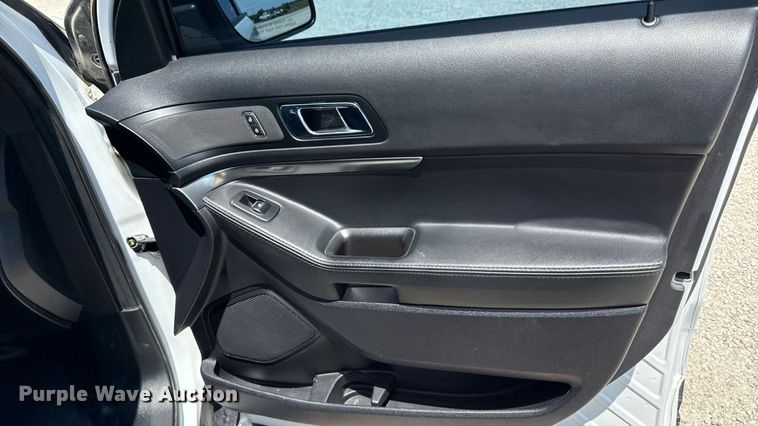 image for item ED4329 2018 Ford Explorer Police Interceptor  SUV