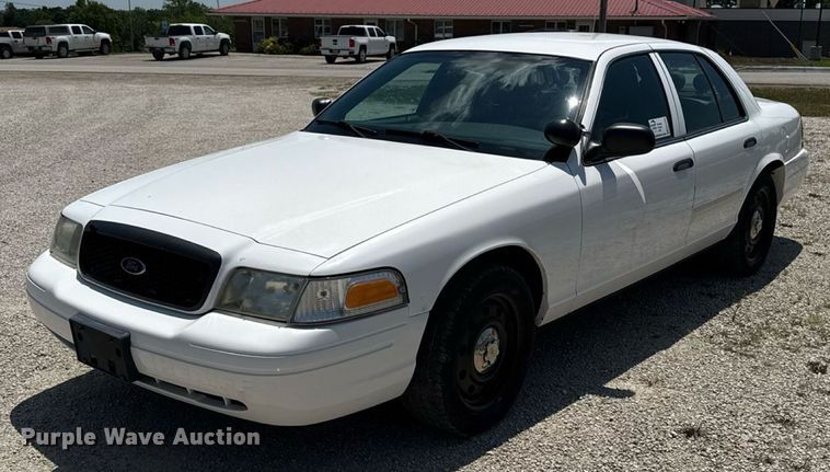 image for item ED4330 2011 Ford Crown Victoria Police Interceptor 