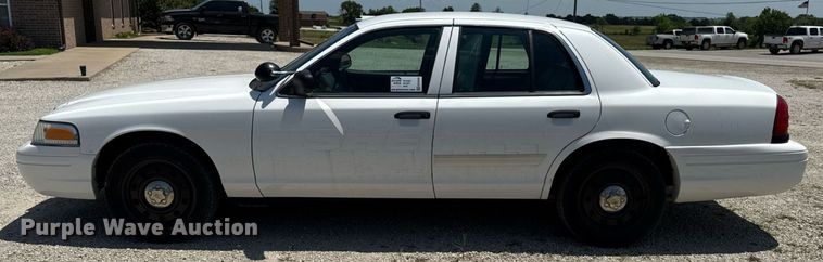 image for item ED4330 2011 Ford Crown Victoria Police Interceptor 