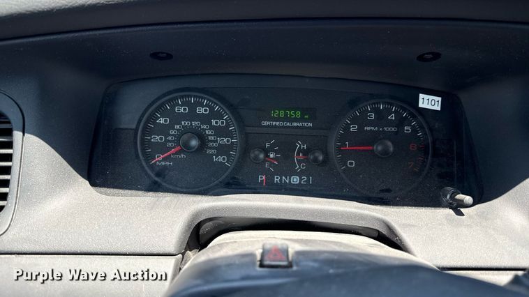 image for item ED4330 2011 Ford Crown Victoria Police Interceptor 