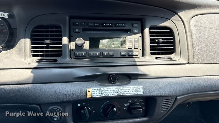 image for item ED4330 2011 Ford Crown Victoria Police Interceptor 