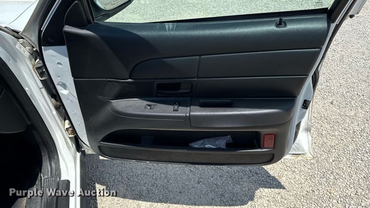 image for item ED4330 2011 Ford Crown Victoria Police Interceptor 