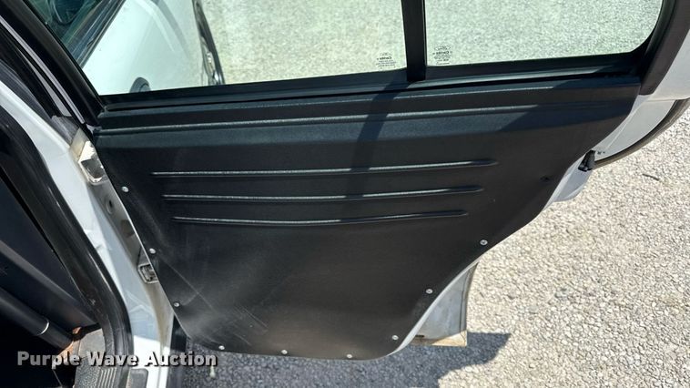 image for item ED4330 2011 Ford Crown Victoria Police Interceptor 