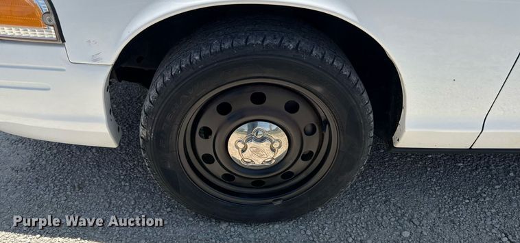 image for item ED4330 2011 Ford Crown Victoria Police Interceptor 