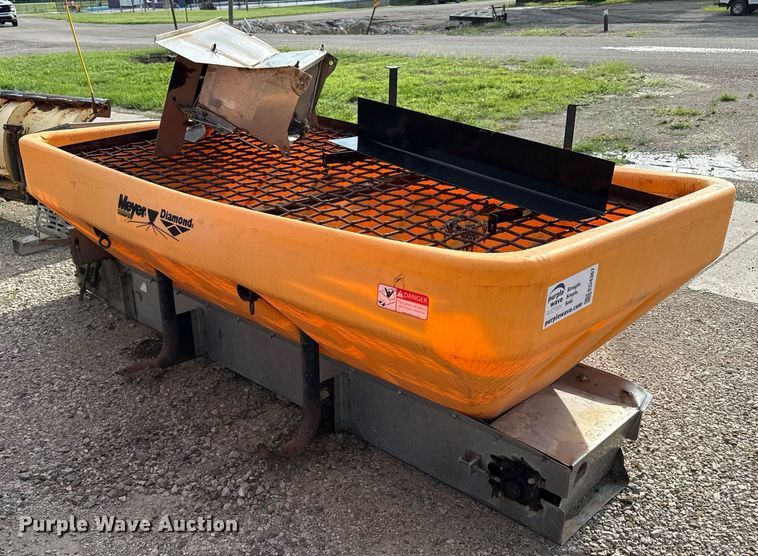 image for item ED4367 Meyer Diamond spreader