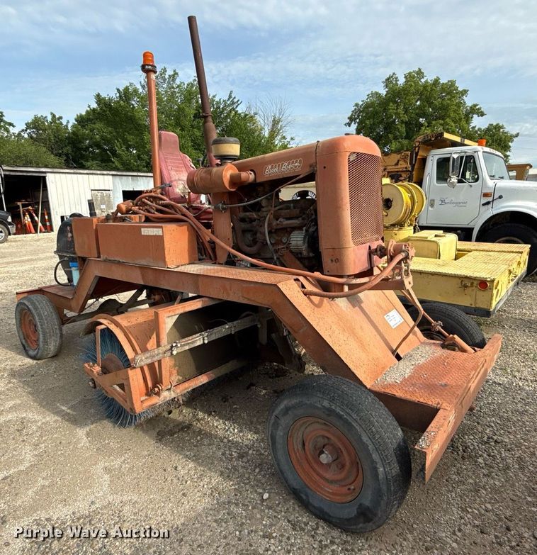 image for item ED4368 1980 Broce T10 broom