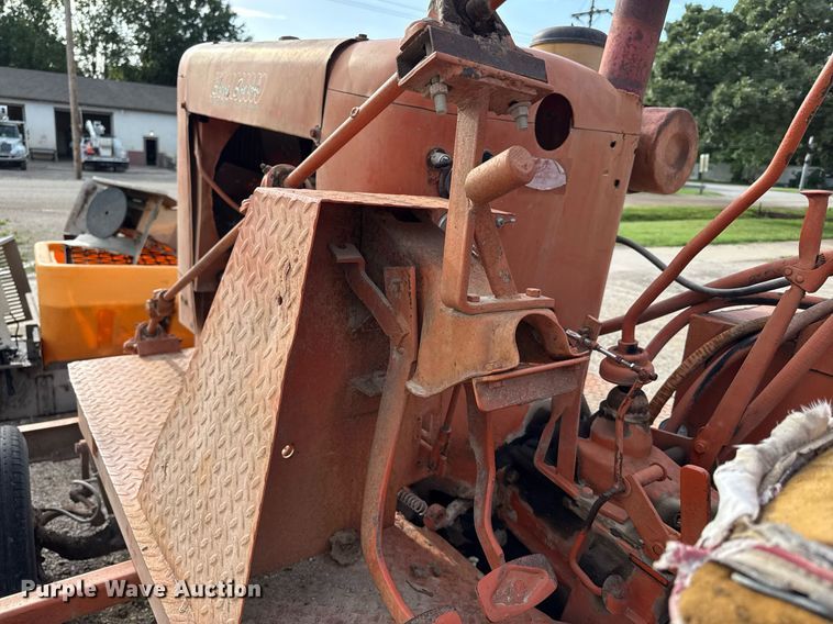 image for item ED4368 1980 Broce T10 broom