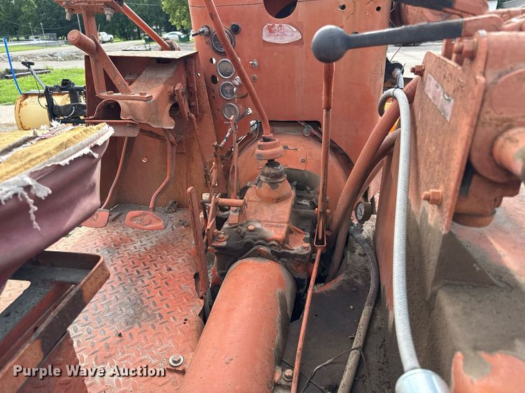 image for item ED4368 1980 Broce T10 broom