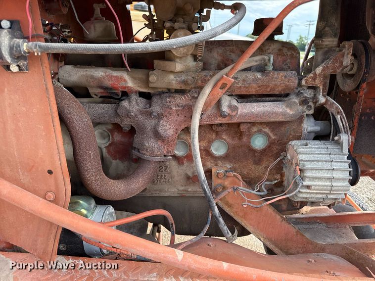 image for item ED4368 1980 Broce T10 broom