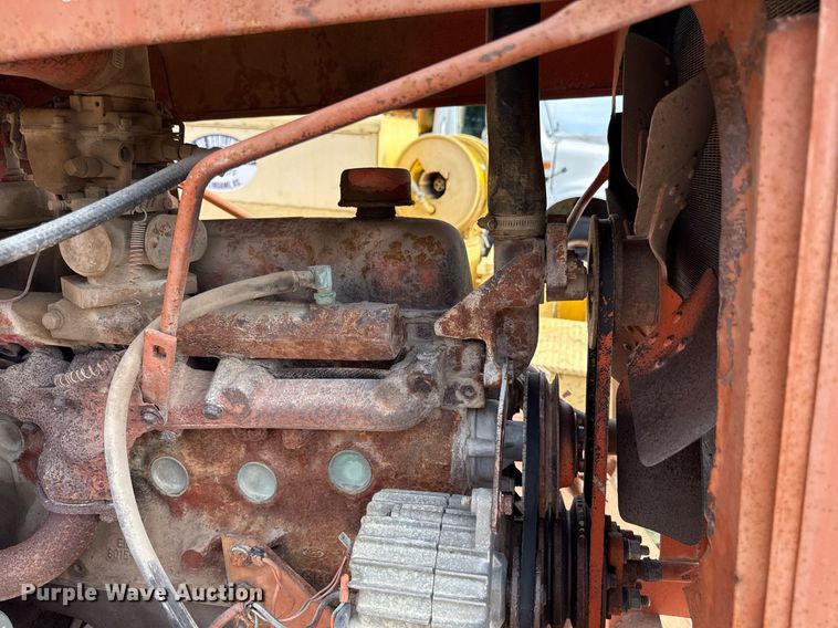 image for item ED4368 1980 Broce T10 broom