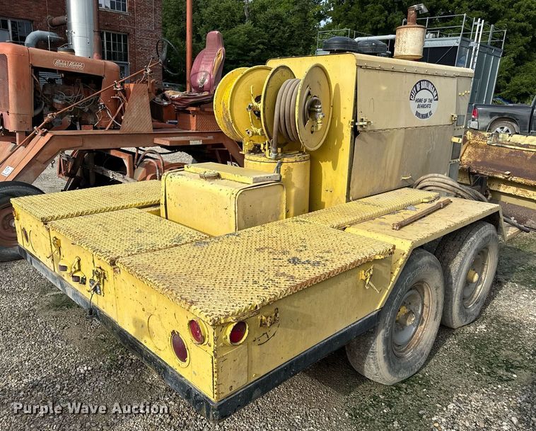 image for item ED4369 1974 Davey Air compressor