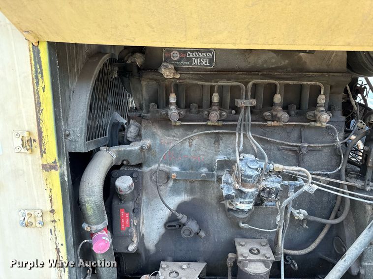 image for item ED4369 1974 Davey Air compressor