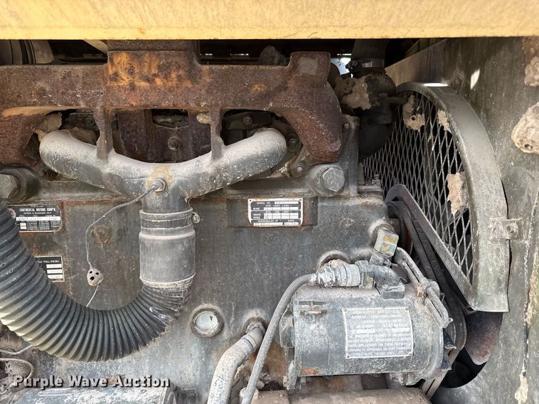 image for item ED4369 1974 Davey Air compressor