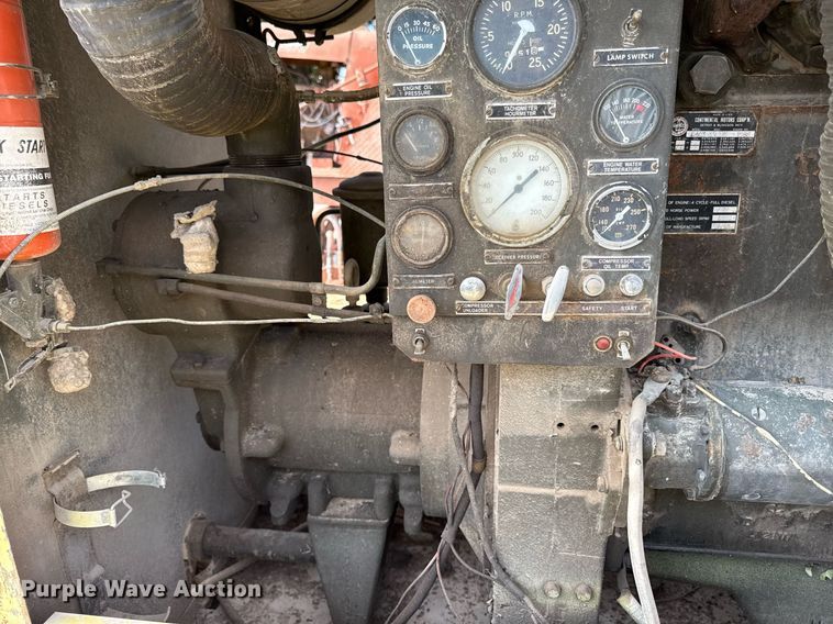 image for item ED4369 1974 Davey Air compressor