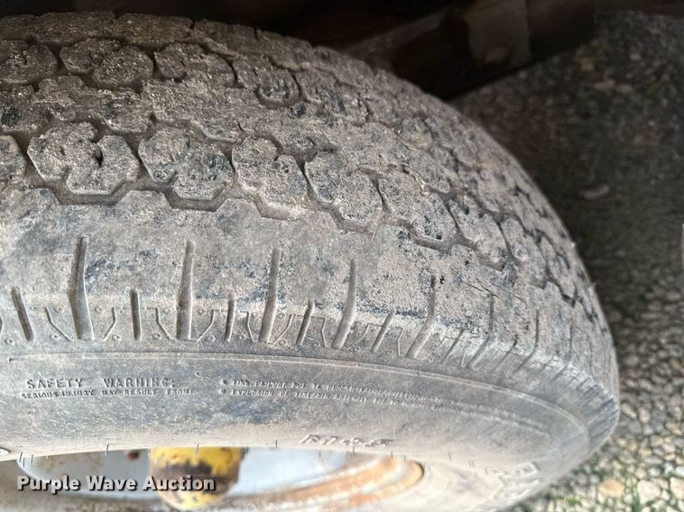 image for item ED4369 1974 Davey Air compressor