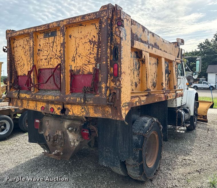 image for item ED4371 1994 International 4900 dump truck