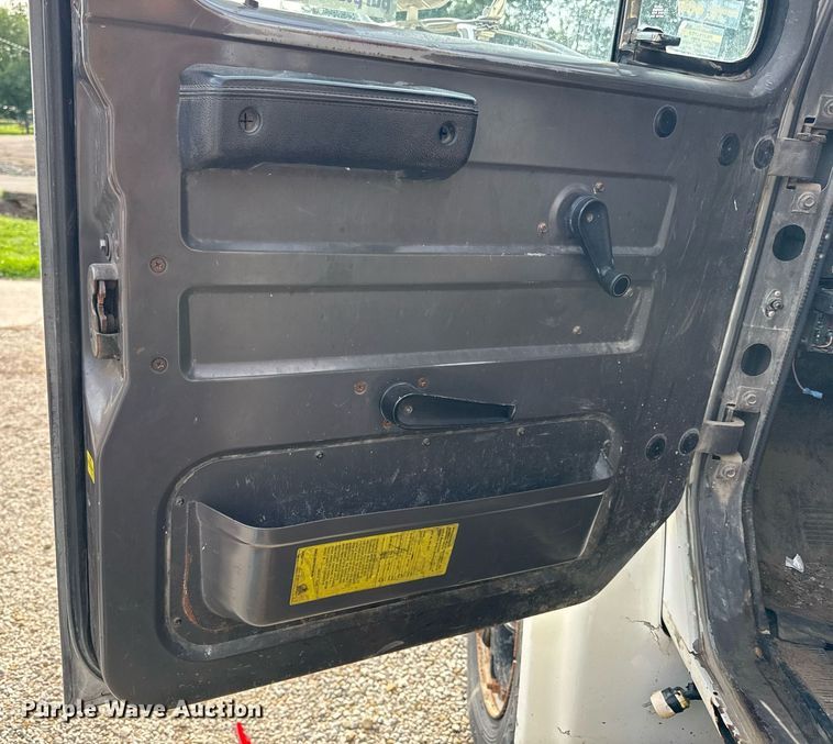 image for item ED4371 1994 International 4900 dump truck