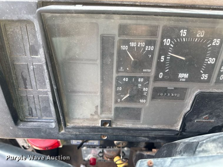 image for item ED4371 1994 International 4900 dump truck