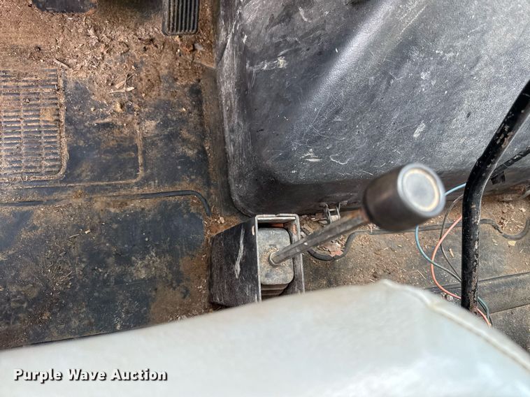 image for item ED4371 1994 International 4900 dump truck