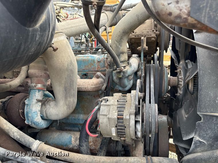 image for item ED4371 1994 International 4900 dump truck