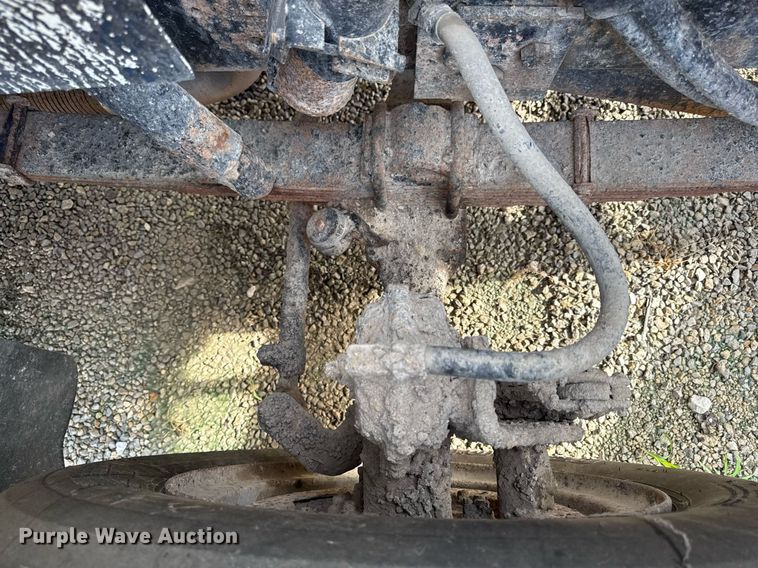 image for item ED4371 1994 International 4900 dump truck