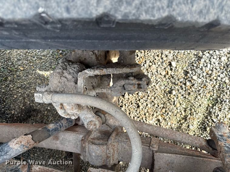 image for item ED4371 1994 International 4900 dump truck