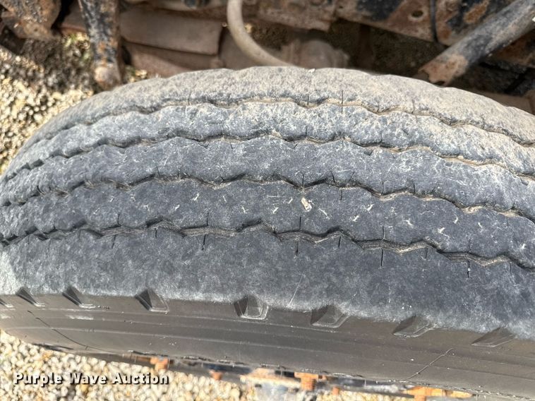 image for item ED4371 1994 International 4900 dump truck